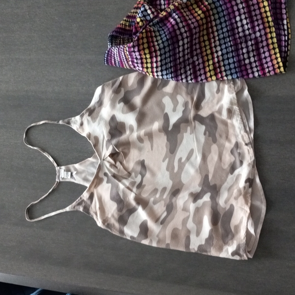 Xs Lot 2 volcom + dynamite pink camo camisole top - Picture 5 of 8